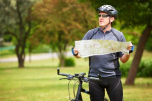 shutterstock_172222544 - man checking map