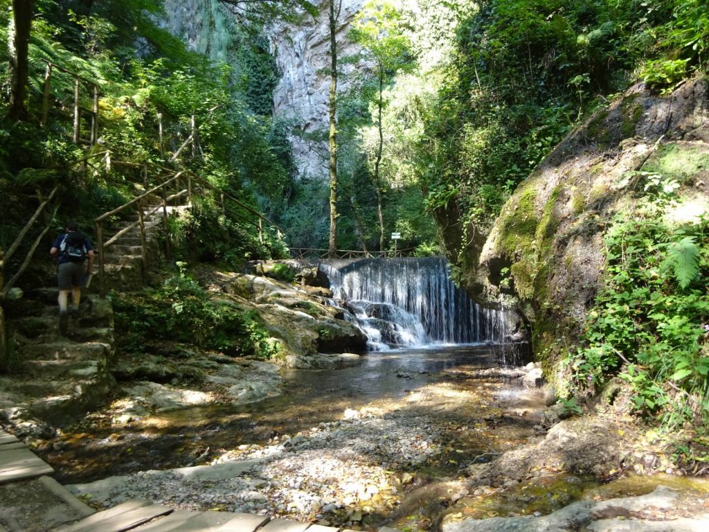 cinque-terreamalfi-257-amalfi-ancient-mills-inland-walking-around-the-waterfalls