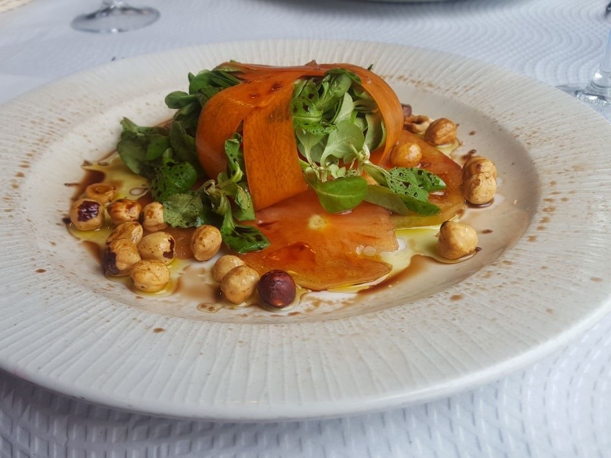 Delicious tomato & hazelnut salad at Casa Acrivo in A Rua.