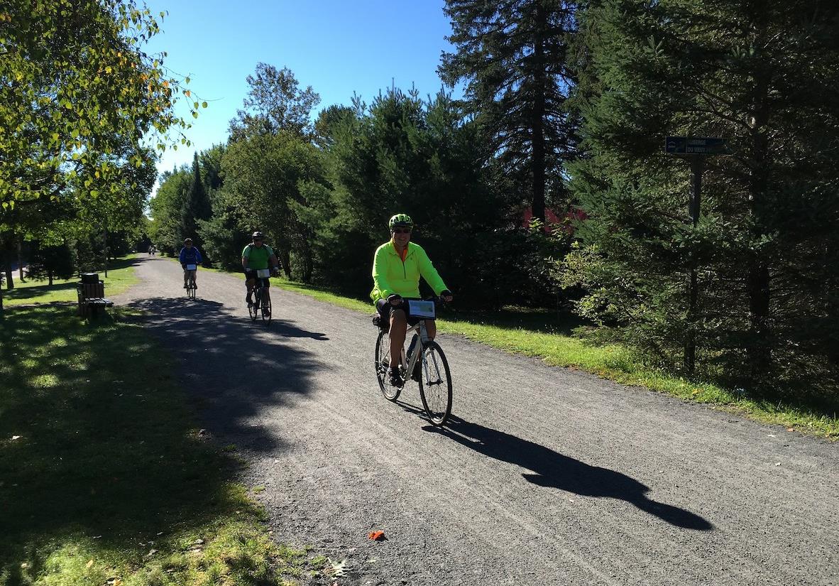 Québec Biking Montréal to Ottawa Canada Bike Tours Macs Adventure