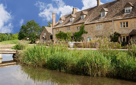 Peaceful riverside scenes in the Cotswolds