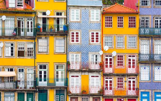 Ribeira's vibrant old quarters