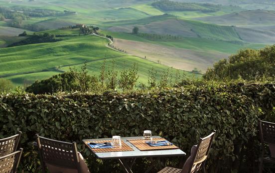 Relax with a glass of Chianti by night