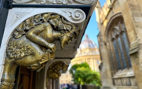 Explore every nook and cranny of Oxford University