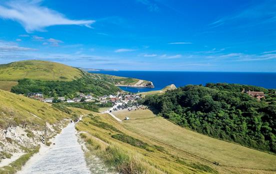 Approach into Lulworth