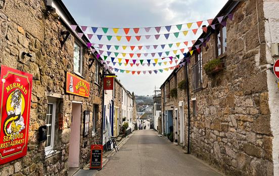 Find Hidden Lanes in St Ives