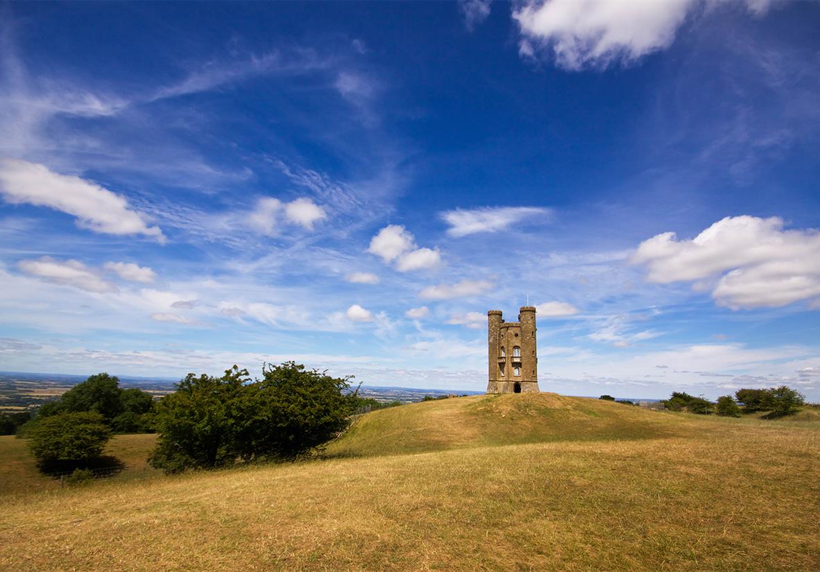 The Cotswold Round North Cotswolds Circular Walks Macs Adventure