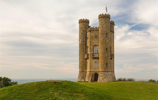 The Highest "Little Caste" in the Cotswolds