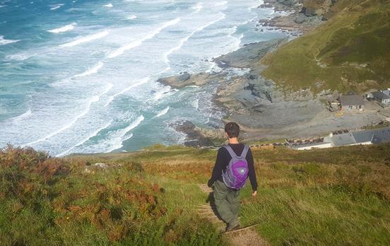 Dramatic cliff walking on Port Isaac to Tintagel