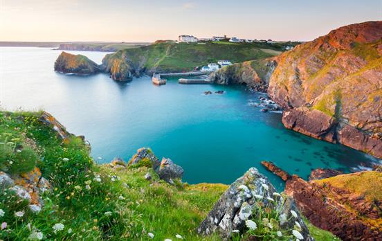 Beautiful coves and bays in Cornwall