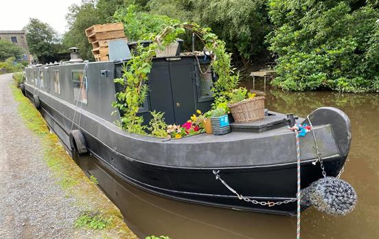 Towpath at Hebden Bridge - Photo: David Stott