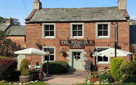 Stay in traditional inns - Photo: David Stott