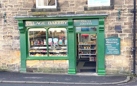Stop at traditional bakeries: Photo David Stott