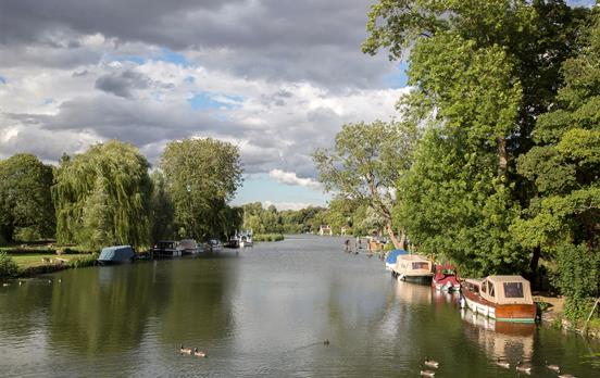 Walk over the Thames at various stages