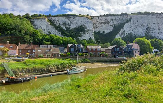 White escarpment back drop to the River Ouse
