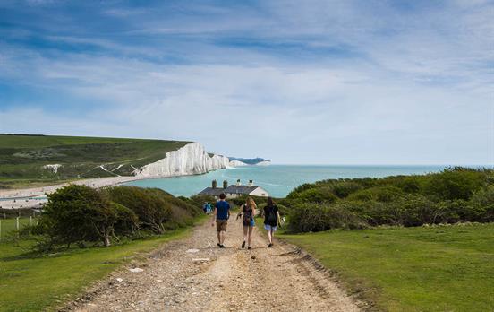 The Walk down to the Seven Sisters