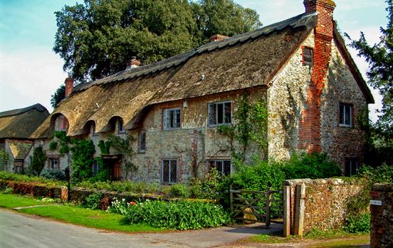 Quaint English cottages in the South Downs