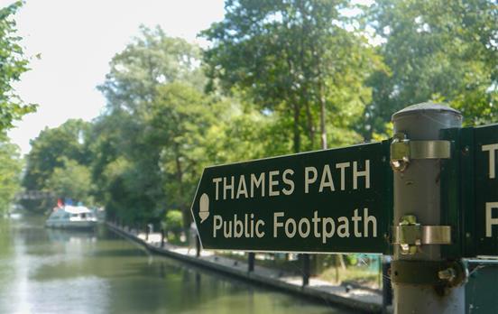 Thames Path signage will keep you on track