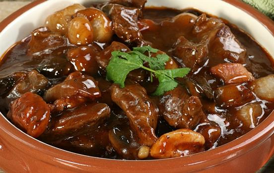 Classic beef bourguignon