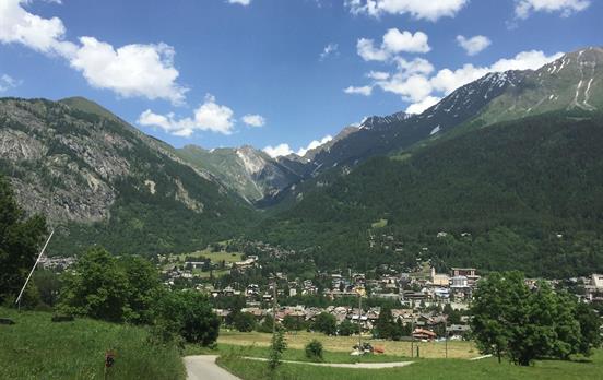Views from Dolonne over Courmayeur