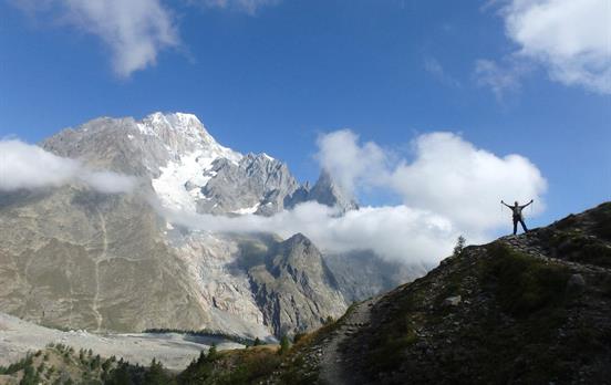 Val Vény and sublime views from the hike