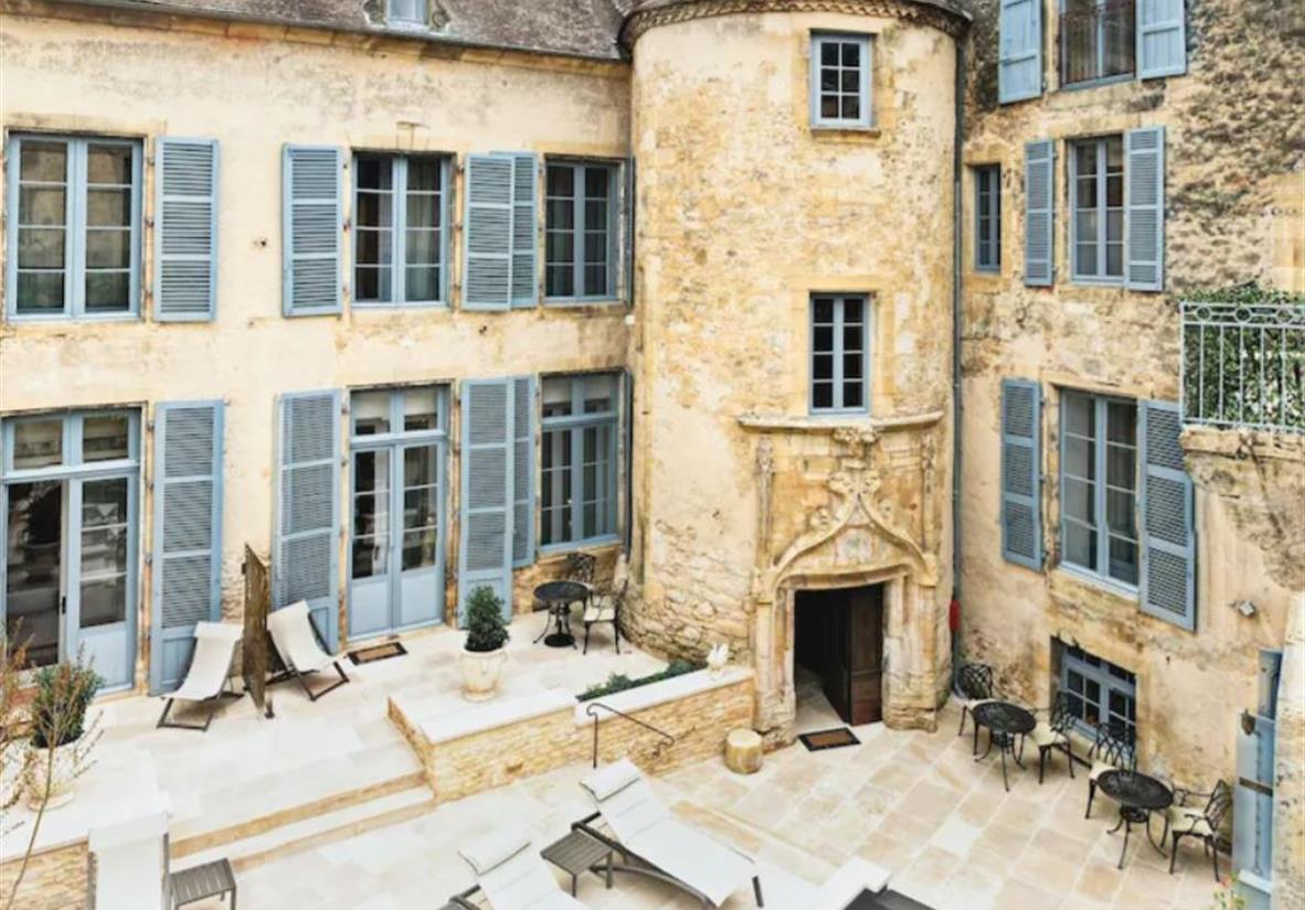 Plaza Madeleine 4* Hotel