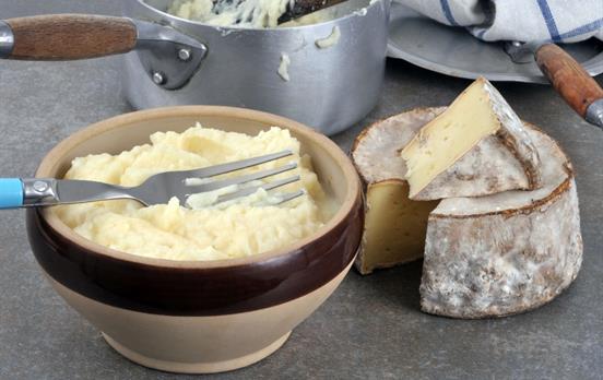 Local aligot cheese and potatoe purée