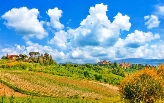 Undulating and classic Chianti countryside