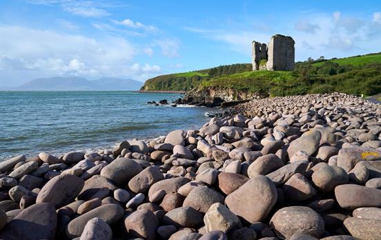 Coast and castle ruins on the Dingle Way