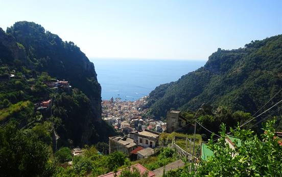 Views on the Valley of the Ancient Mills Walk