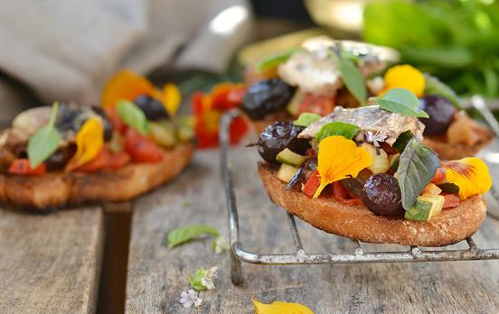 Taste Tuscany's fresh produce