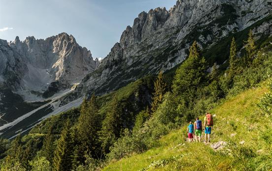Mächtige Felsen ©Daniel Reiter/Peter von Felbert