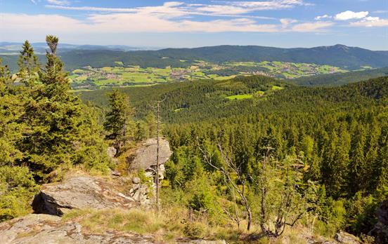 Rauchröhren auf dem Weg nach Eck
