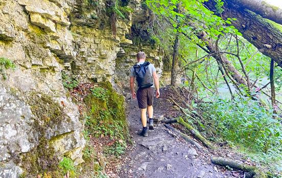 Schmale Pfade in der Wutachschlucht