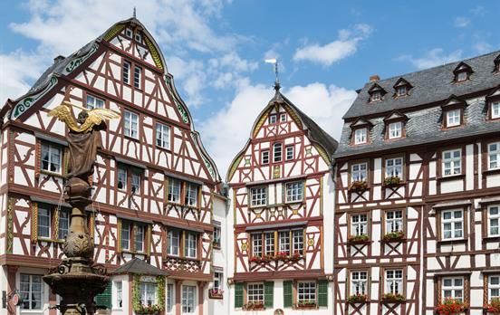 Der berühmte Marktplatz von Bernkastel-Kues