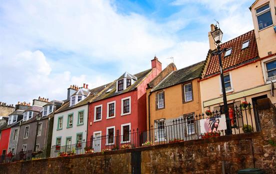 Colourful houses in South Queensferry