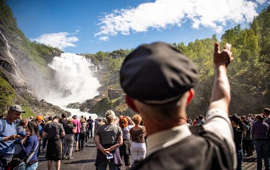 Pause am Kjosfossen