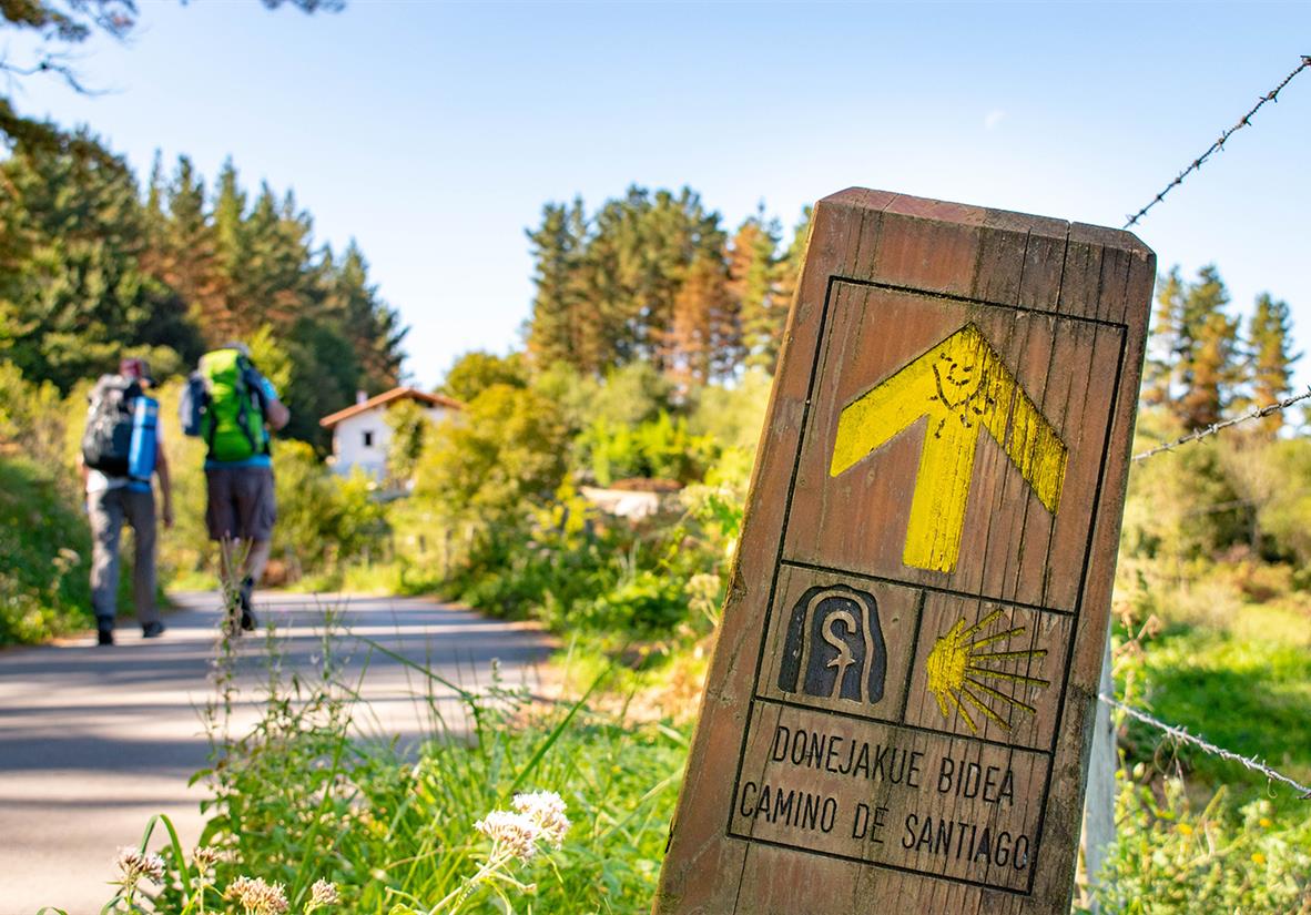 Various official signpost keep you on track