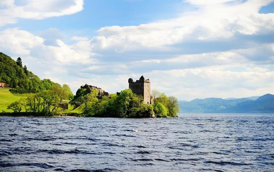 Urquhart Castle am Loch Ness