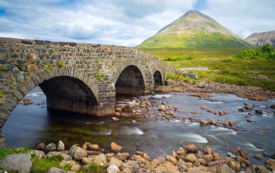The iconic arched stone bridge at Sligachan