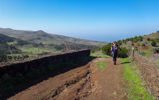 Walking along valverde path
