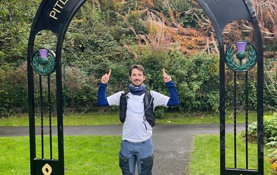 Aberfeldy-Pitlochry RRW Bogen mit Tobi