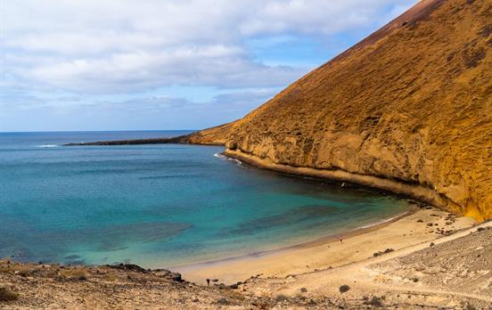 The isolated Playa Cocina cove on La Graciosa