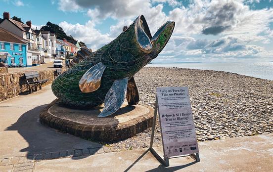 Sculpture on Amroth Beach