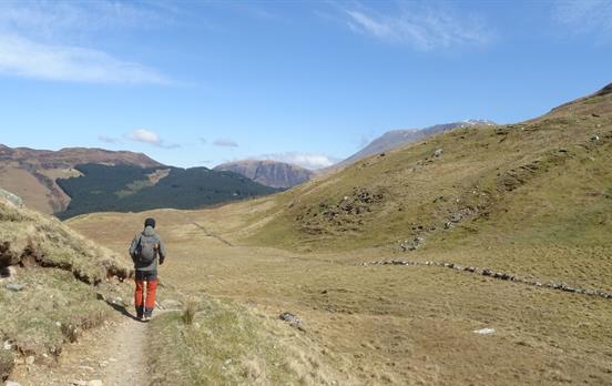 Wandern in den einsamen Highlands