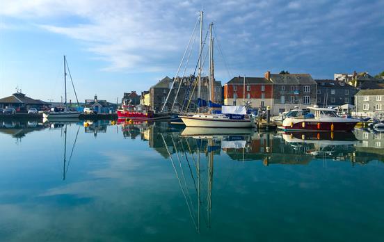 Morning strolls around the Iconic Padstow Harbour