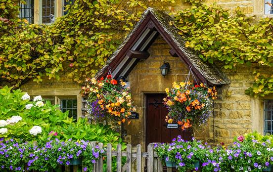 Typical thatched cottages in the Cotswolds