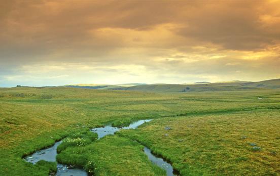 Sunrise over the Aubrec Plateau