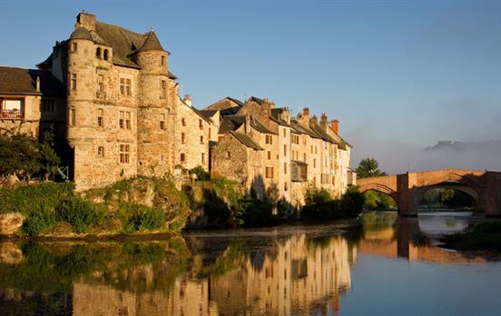 Aumont Aubrec reflections