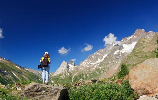 Von den Schweizer Alpen ins Aosta-Tal